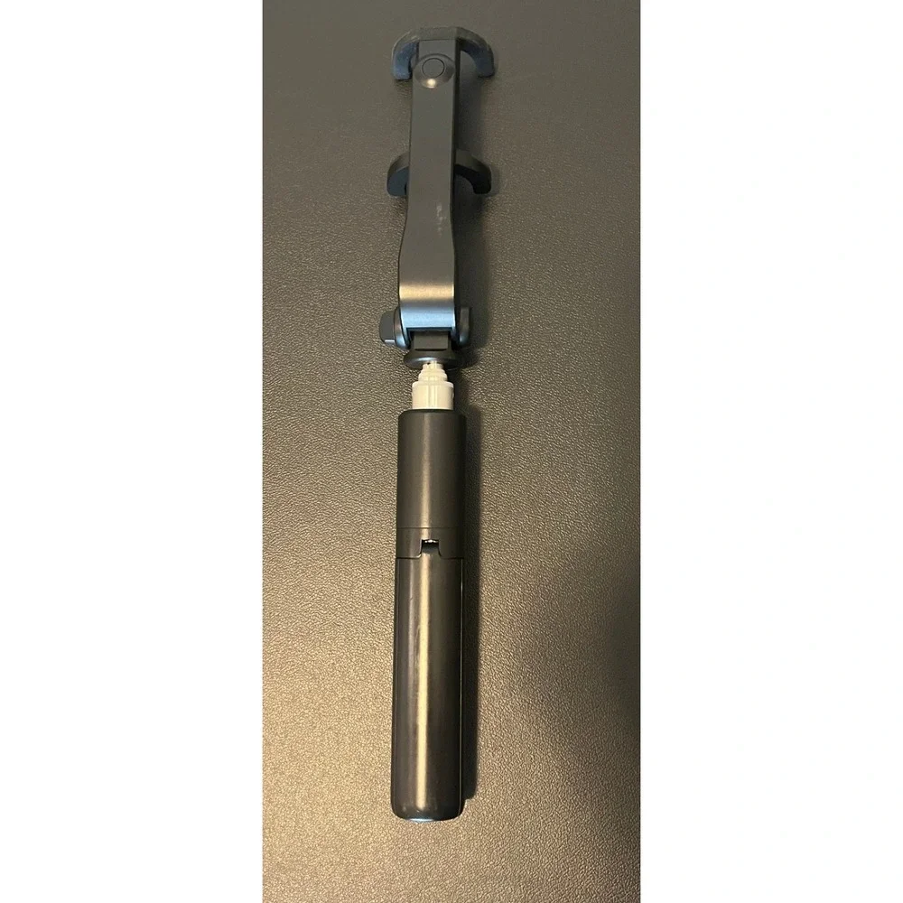Selfie Stick Tripod Black Bluetooth Remote